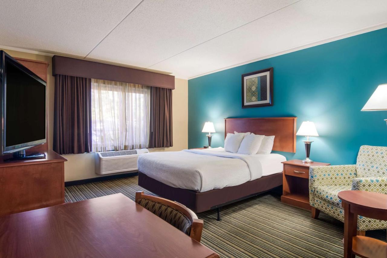 Best Western Plus Traverse City Eksteriør billede